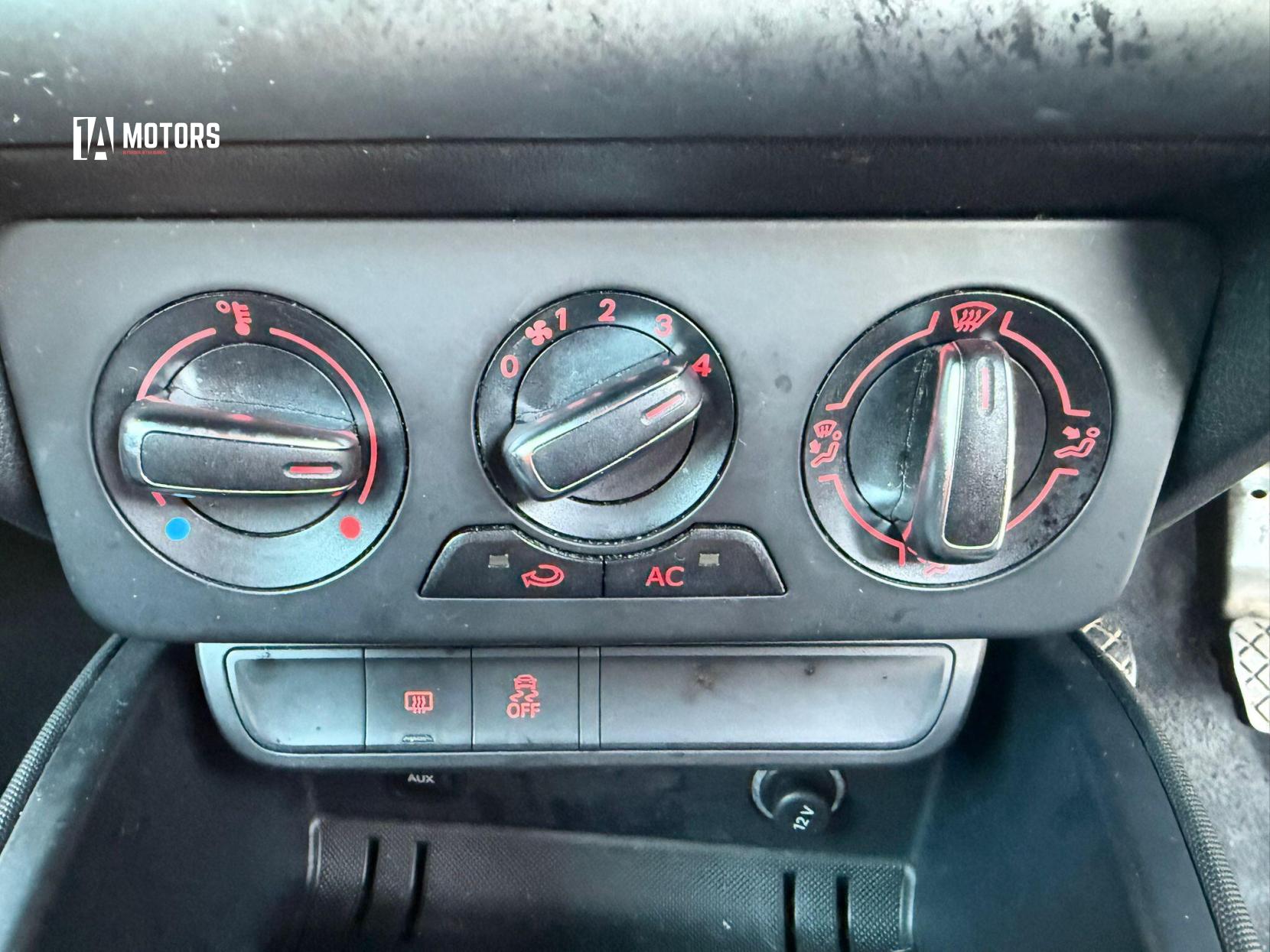 Audi A1 1.2 TFSI S line Hatchback 3dr Petrol Manual Euro 5 (s/s) (86 ps)