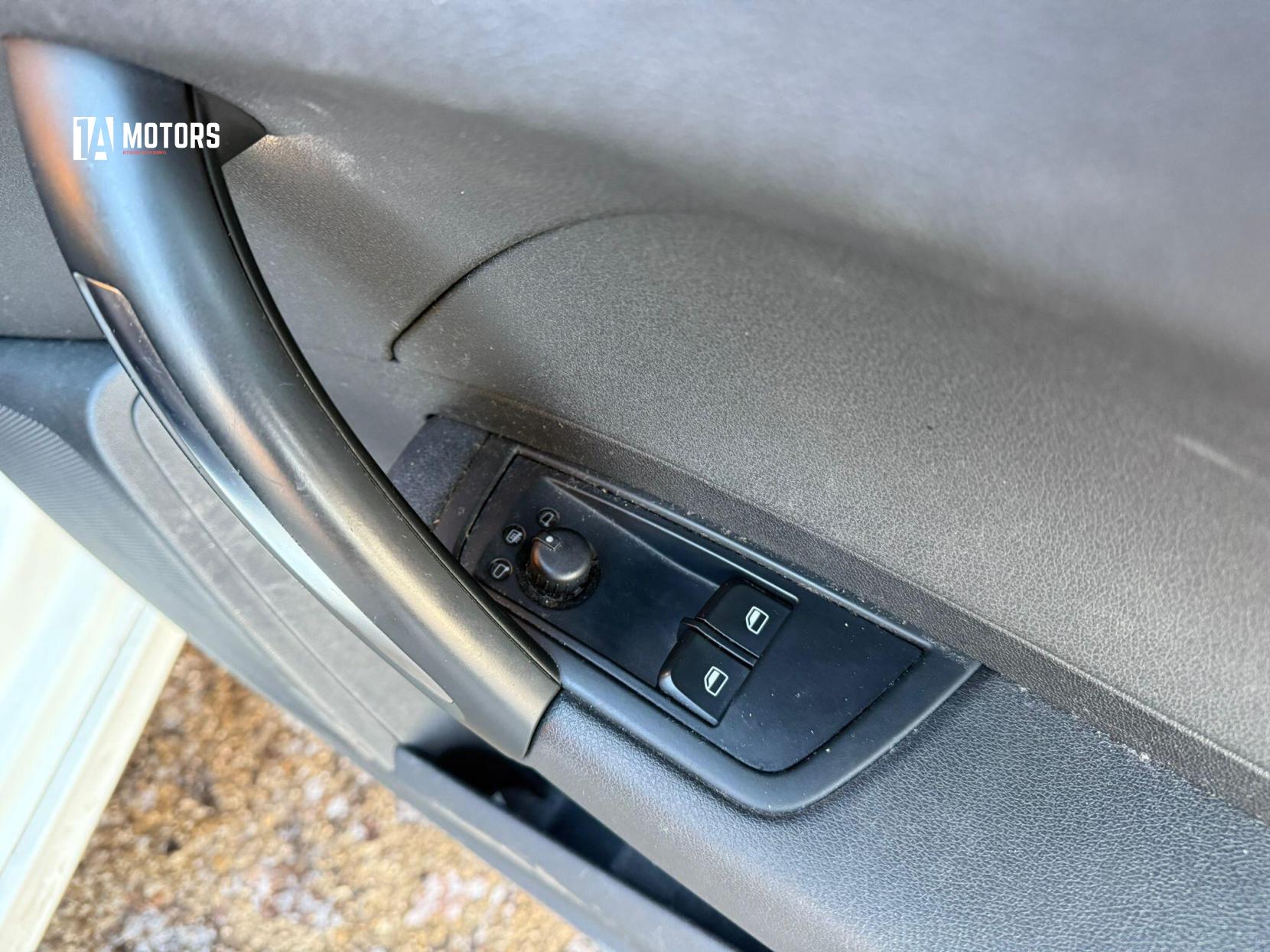 Audi A1 1.2 TFSI S line Hatchback 3dr Petrol Manual Euro 5 (s/s) (86 ps)