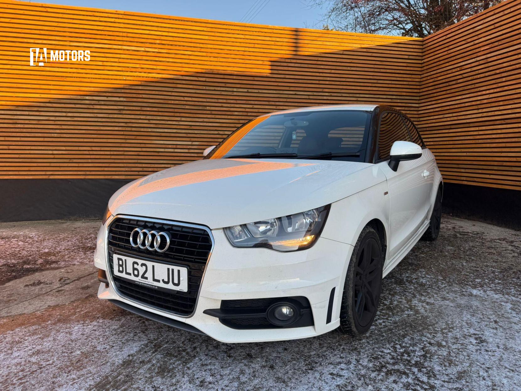 Audi A1 1.2 TFSI S line Hatchback 3dr Petrol Manual Euro 5 (s/s) (86 ps)