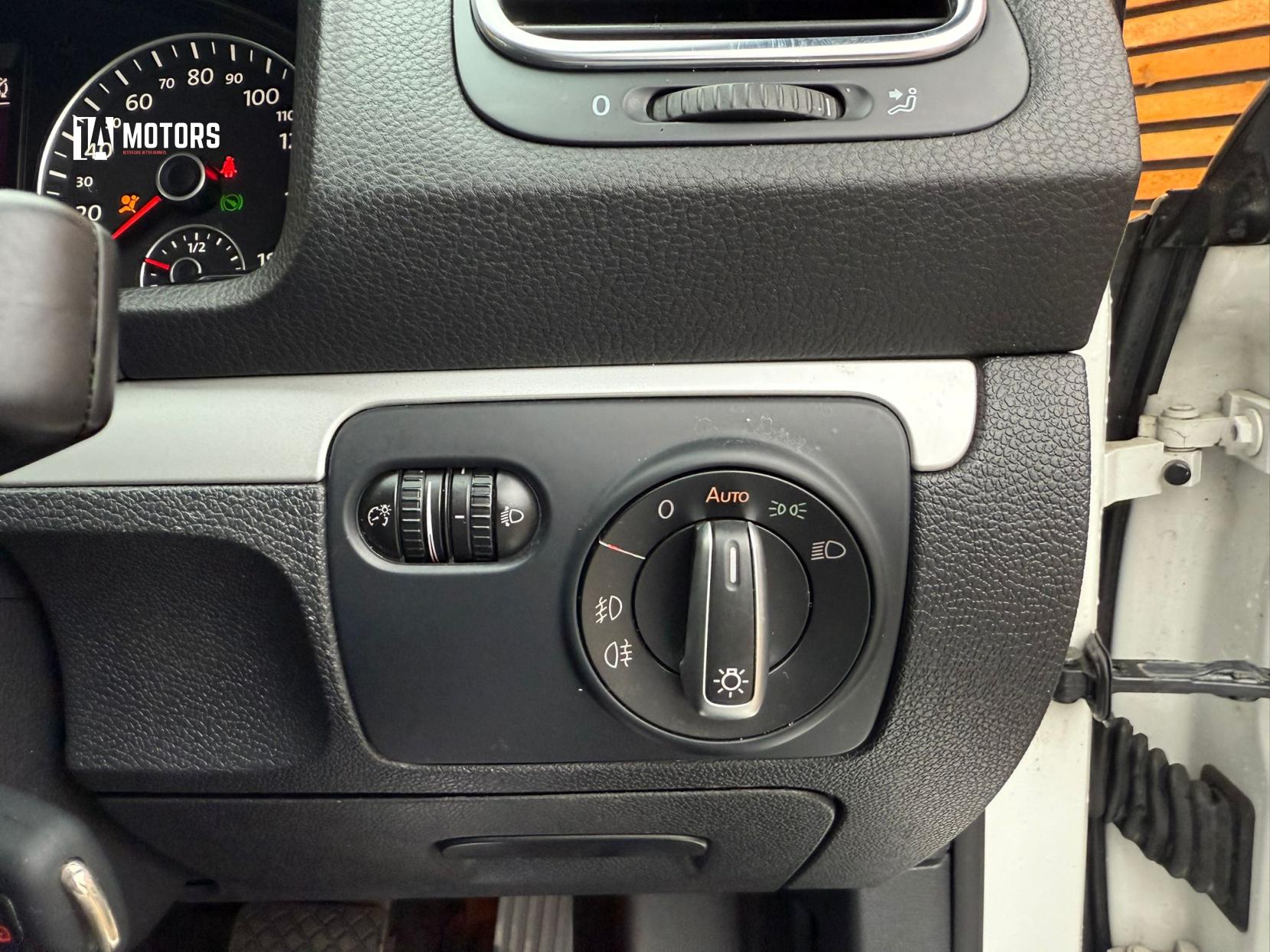 Volkswagen Scirocco 2.0 TDI BlueMotion Tech GT Hatchback 3dr Diesel DSG Euro 5 (s/s) (140 ps)