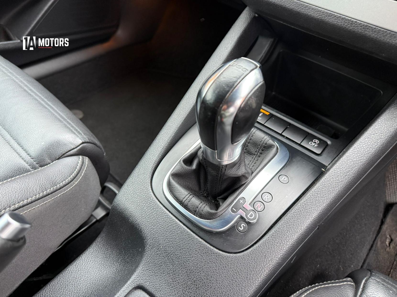 Volkswagen Scirocco 2.0 TDI BlueMotion Tech GT Hatchback 3dr Diesel DSG Euro 5 (s/s) (140 ps)