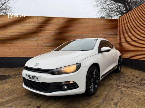 Volkswagen Scirocco 2.0 TDI BlueMotion Tech GT Hatchback 3dr Diesel DSG Euro 5 (s/s) (140 ps)
