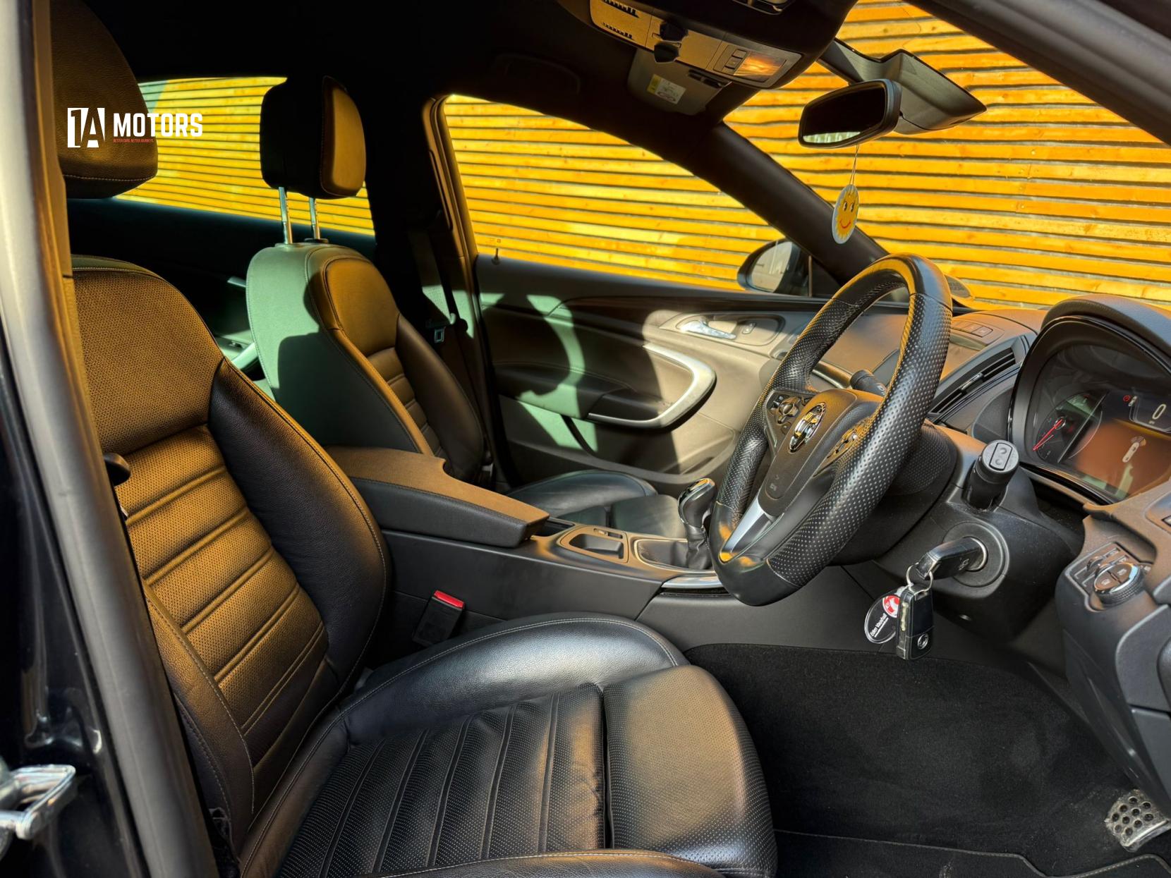 Vauxhall Insignia 2.0 CDTi BiTurbo SRi VX Line Nav Hatchback 5dr Diesel Manual Euro 5 (s/s) (195 ps)