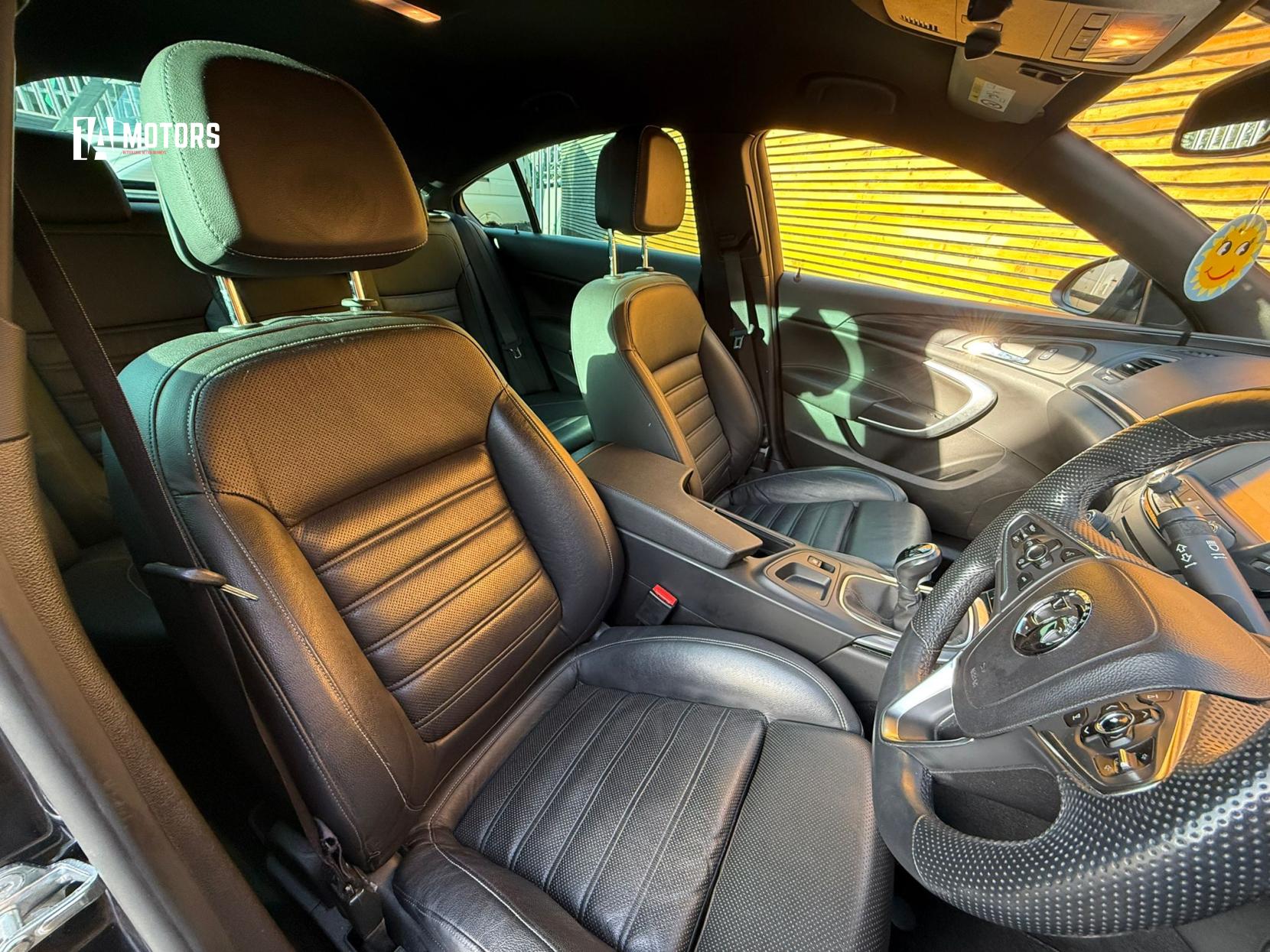 Vauxhall Insignia 2.0 CDTi BiTurbo SRi VX Line Nav Hatchback 5dr Diesel Manual Euro 5 (s/s) (195 ps)