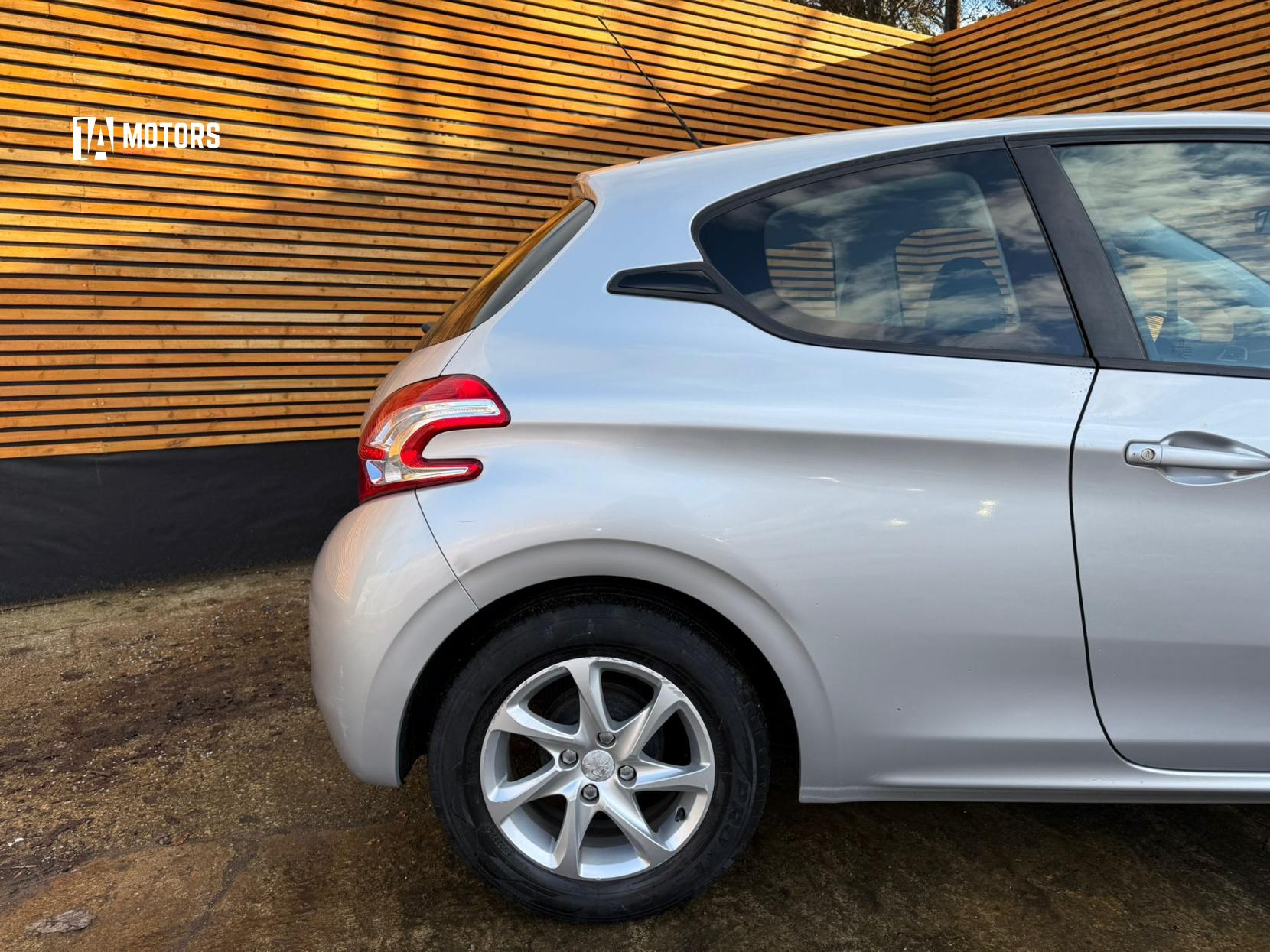 Peugeot 208 1.0 VTi Active Hatchback 3dr Petrol Manual Euro 5 (68 ps)