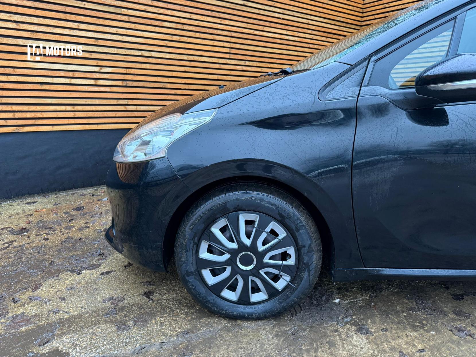 Peugeot 208 1.0 VTi Access+ Hatchback 5dr Petrol Manual Euro 5 (68 ps)