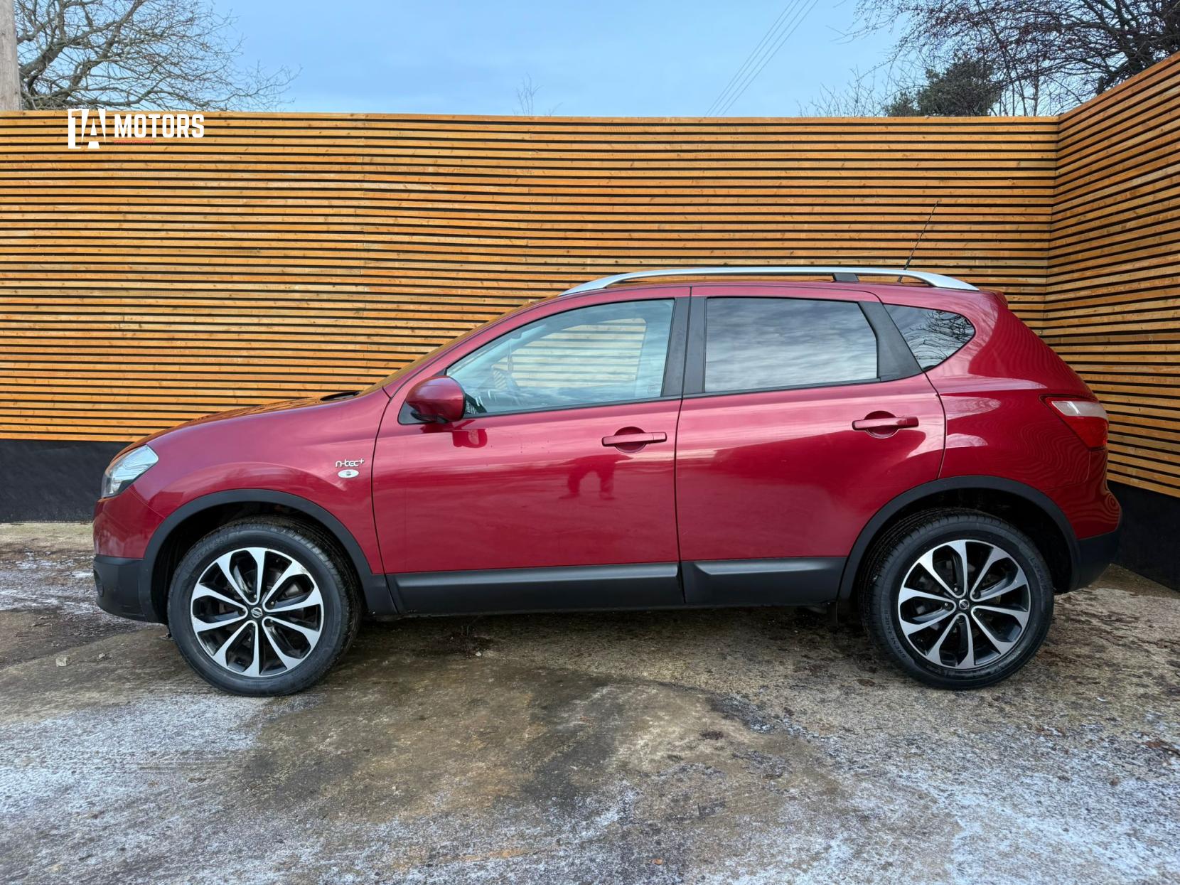 Nissan Qashqai 1.5 dCi n-tec+ SUV 5dr Diesel Manual 2WD Euro 5 (110 ps)