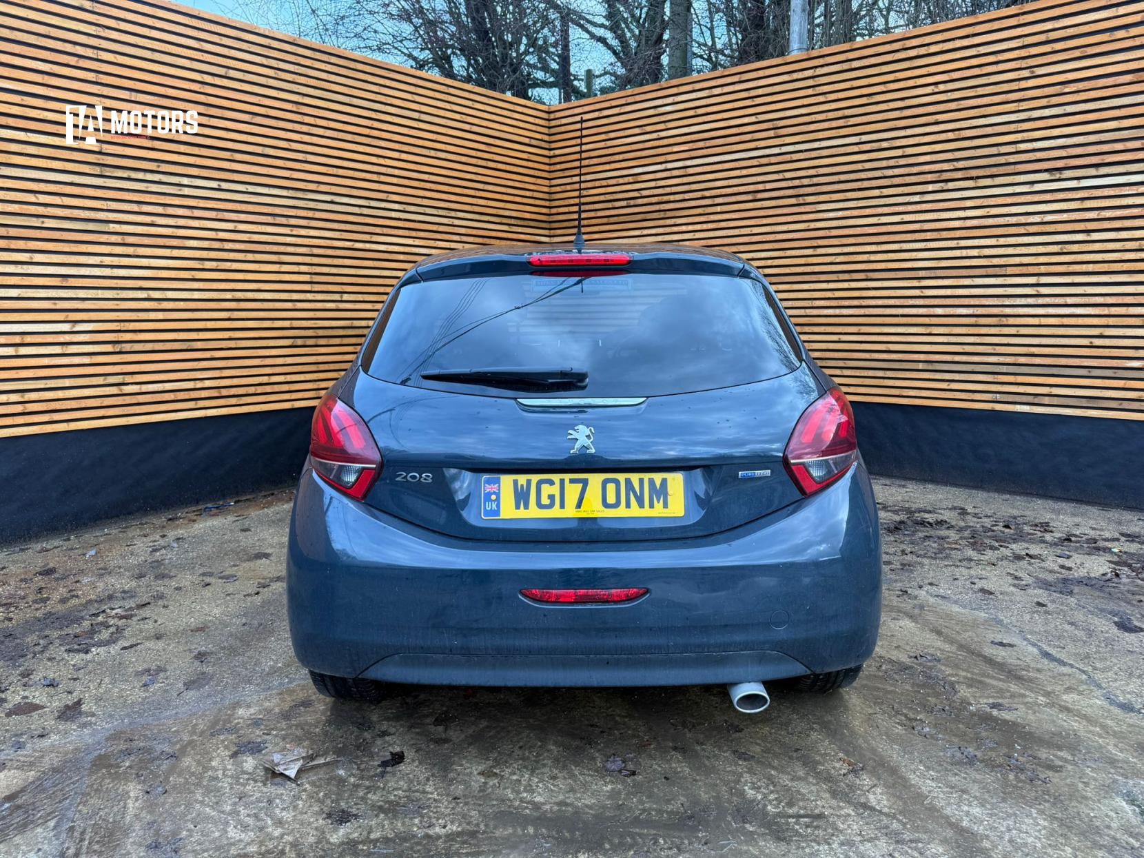 Peugeot 208 1.2 PureTech Black Edition Hatchback 3dr Petrol Manual Euro 6 (82 ps)