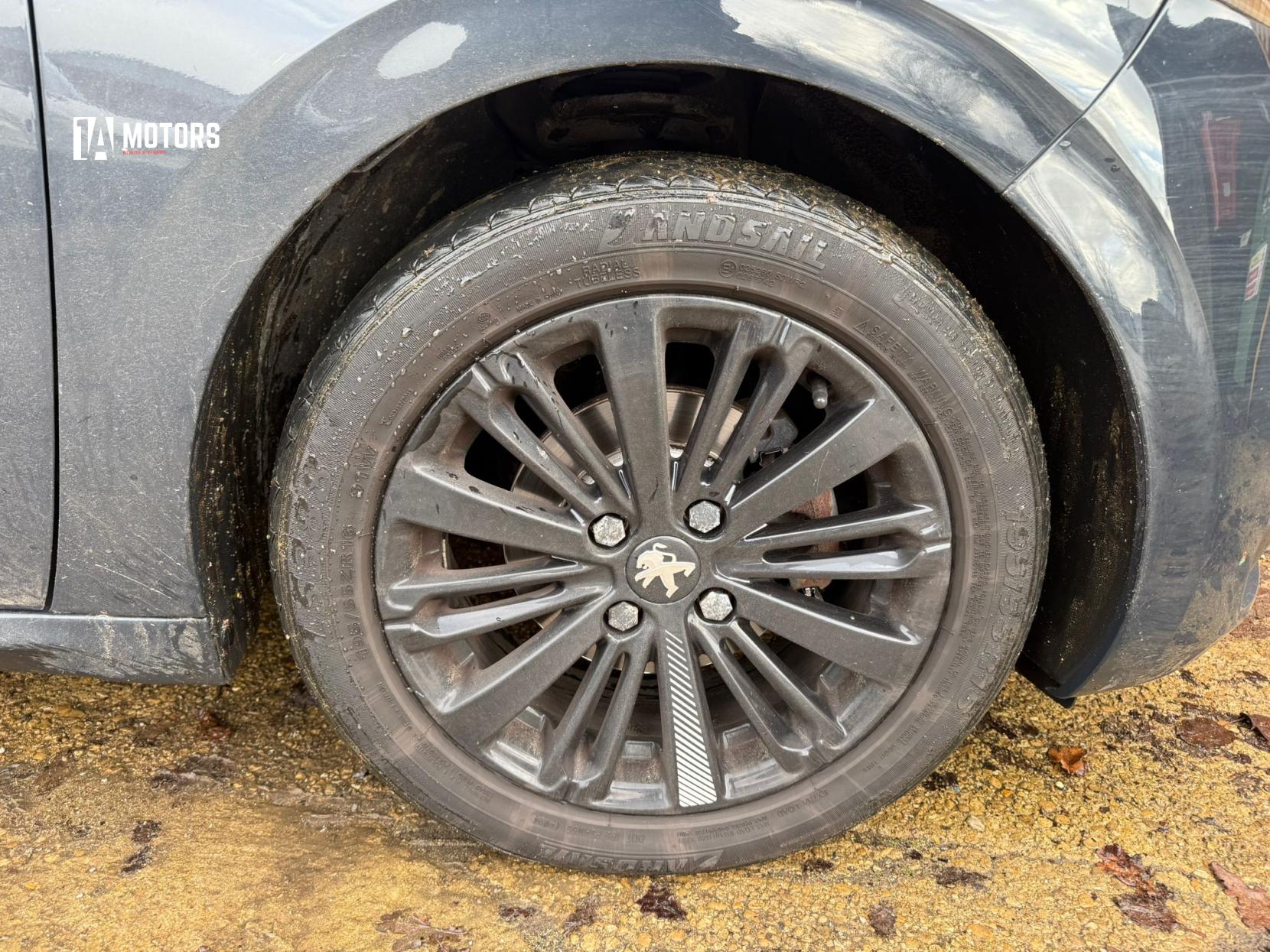 Peugeot 208 1.2 PureTech Black Edition Hatchback 3dr Petrol Manual Euro 6 (82 ps)