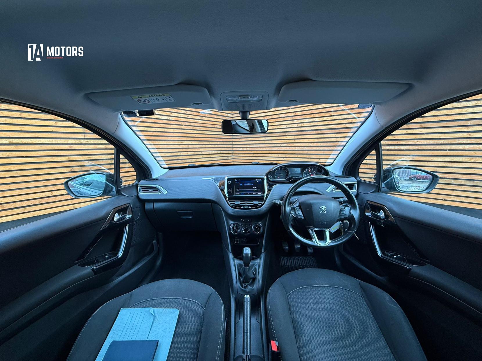 Peugeot 208 1.2 PureTech Black Edition Hatchback 3dr Petrol Manual Euro 6 (82 ps)