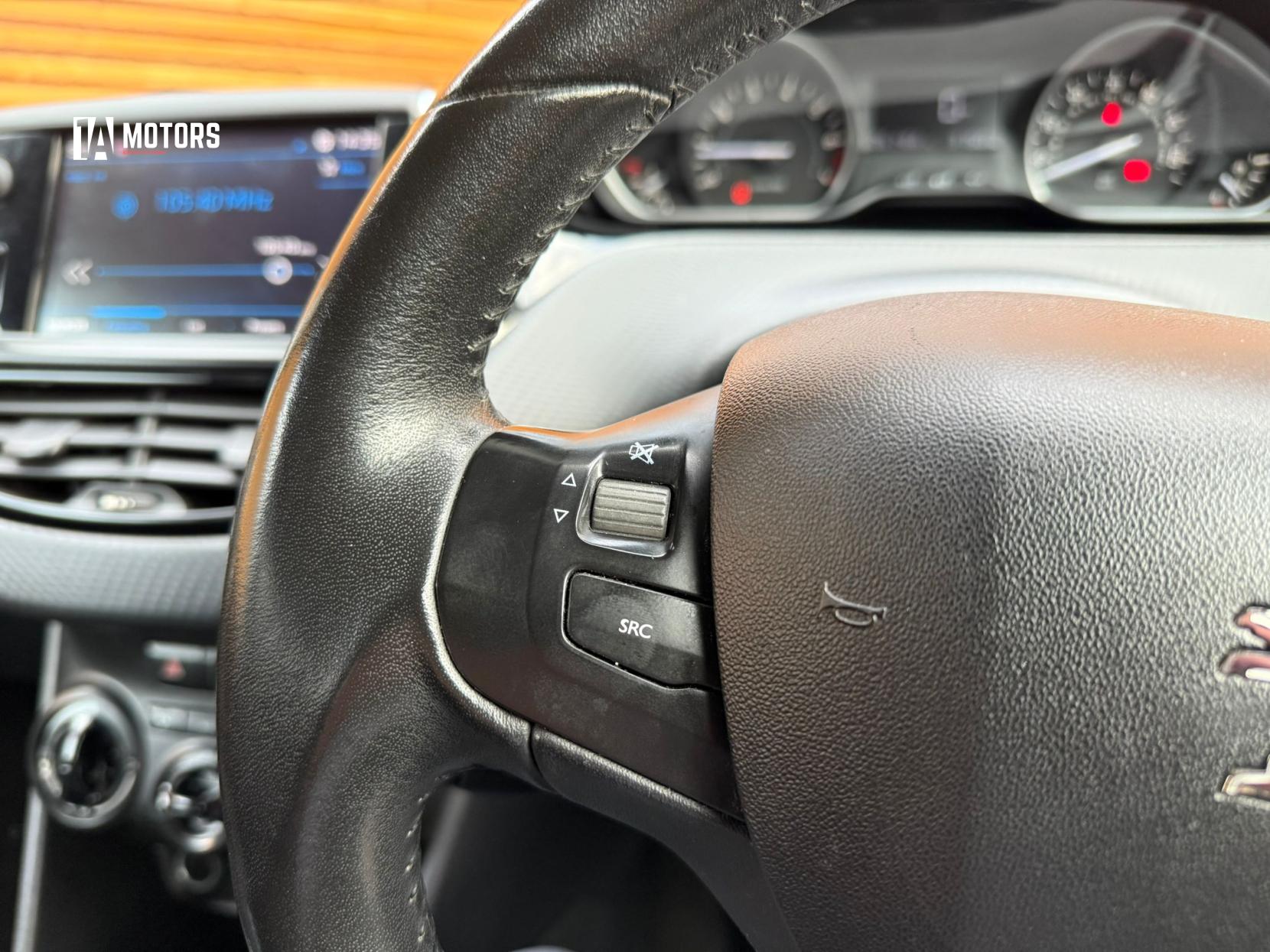 Peugeot 208 1.2 PureTech Black Edition Hatchback 3dr Petrol Manual Euro 6 (82 ps)