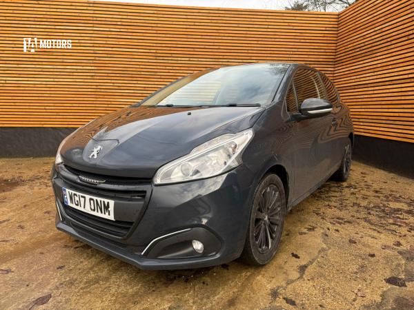 Peugeot 208 1.2 PureTech Black Edition Hatchback 3dr Petrol Manual Euro 6 (82 ps)
