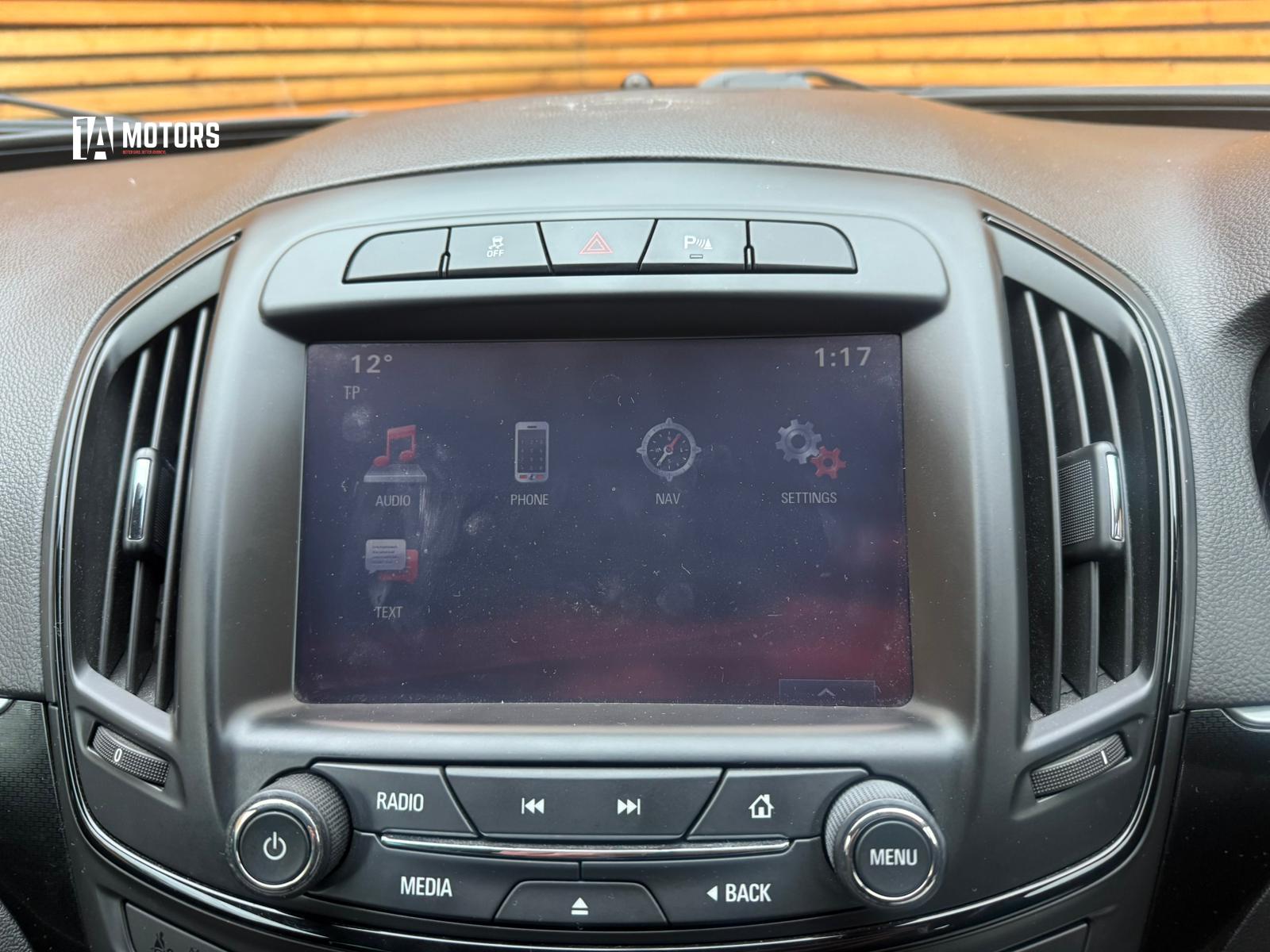 Vauxhall Insignia 2.0 CDTi ecoFLEX SRi Nav Hatchback 5dr Diesel Manual Euro 5 (s/s) (140 ps)