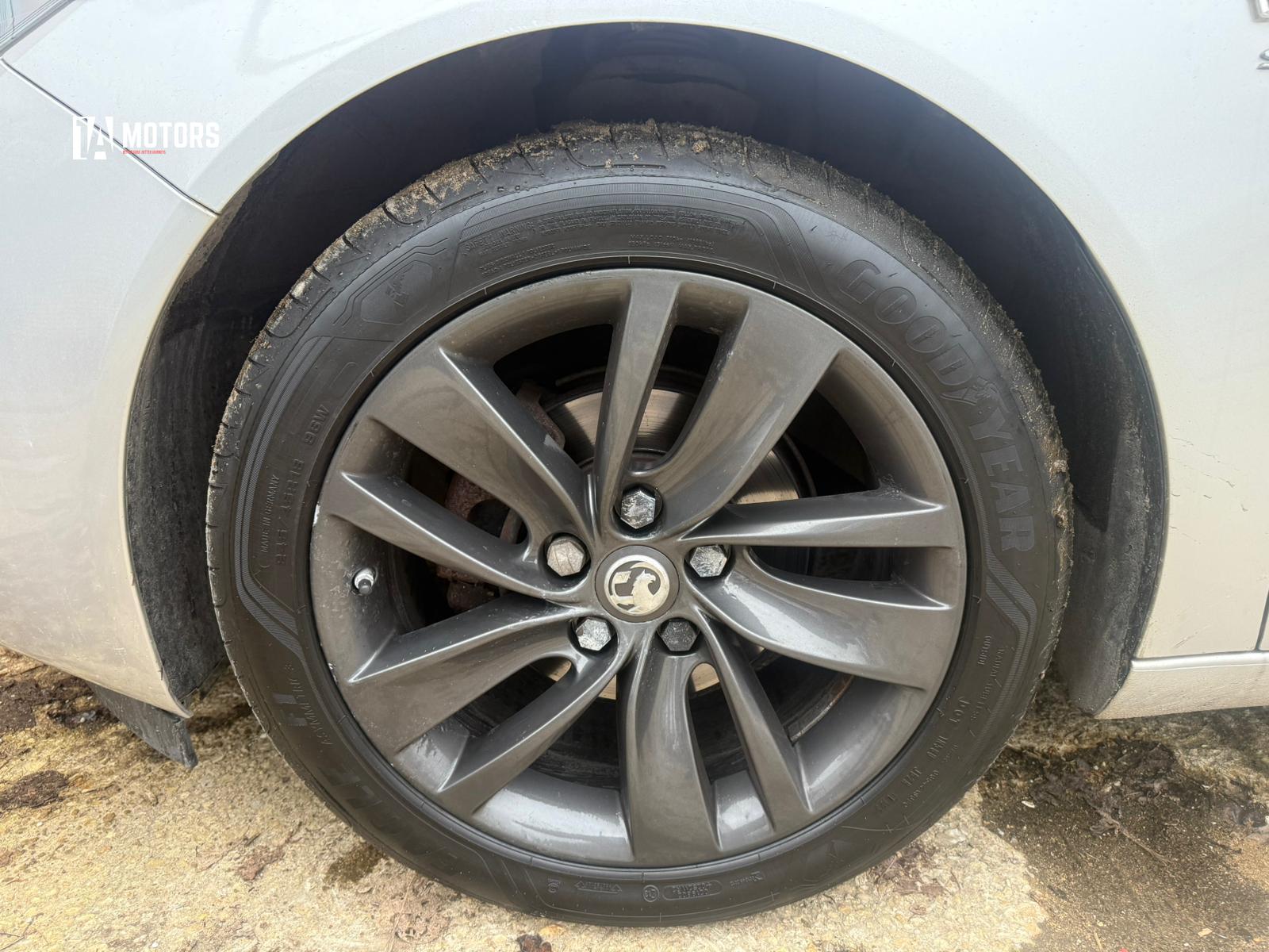 Vauxhall Insignia 2.0 CDTi ecoFLEX SRi Nav Hatchback 5dr Diesel Manual Euro 5 (s/s) (140 ps)